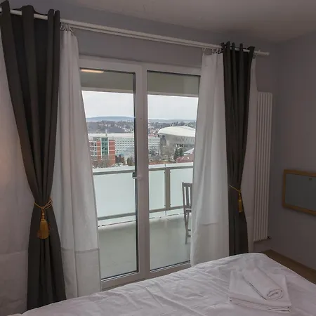 Lux Platinia Central شقة كلوج-نابوكا