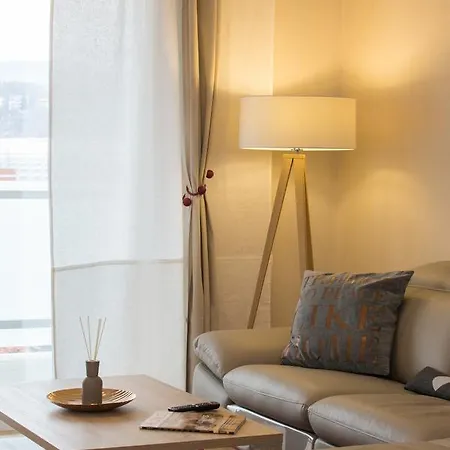 Lux Platinia Central *